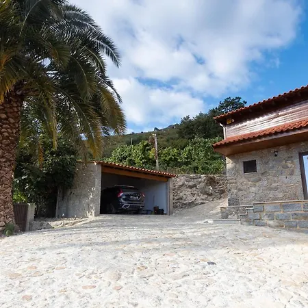 Abracos Dos Avos - Casas Do Monte Villa Vila Verde  Exterior photo