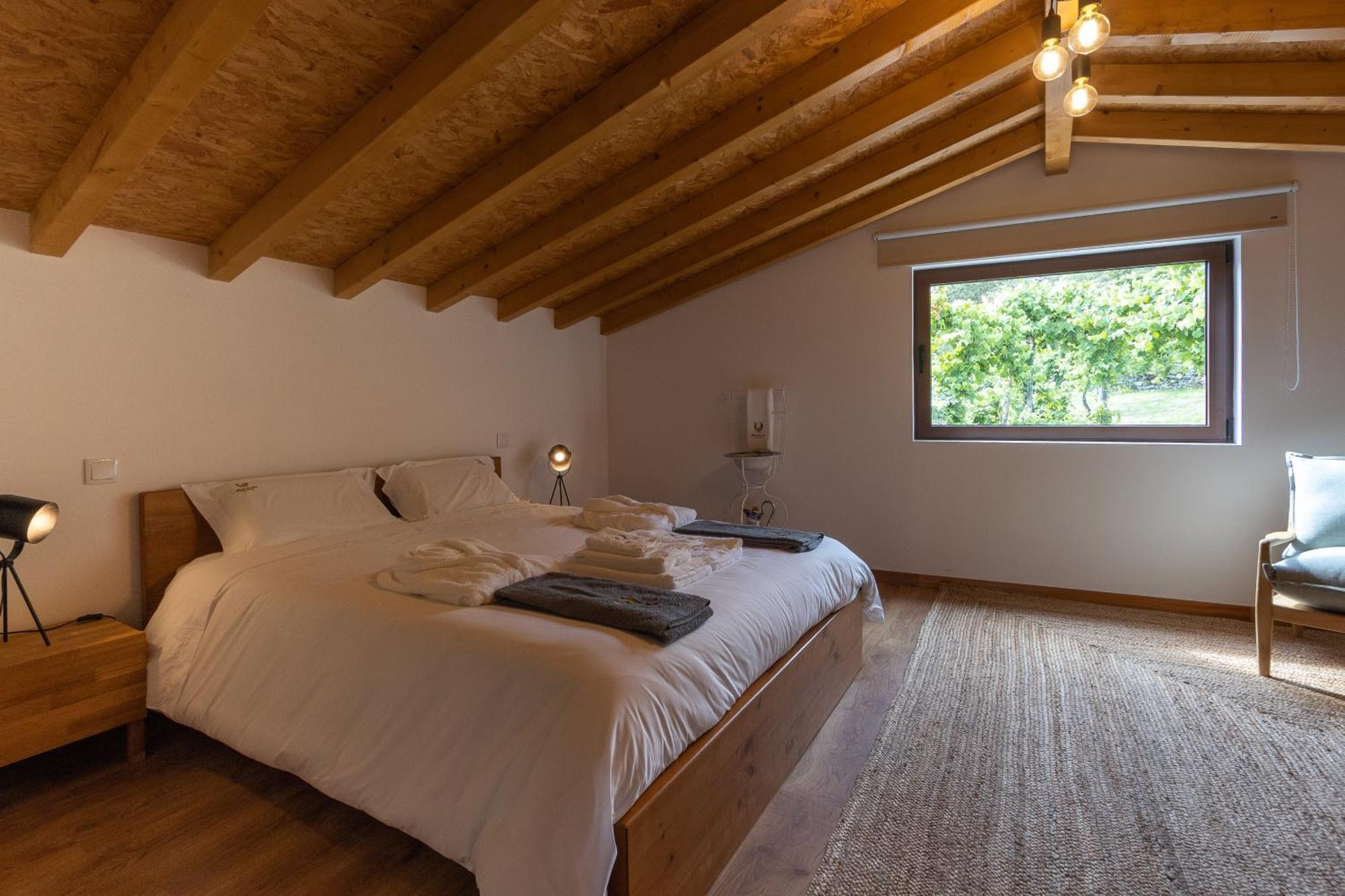 Abracos Dos Avos - Casas Do Monte Vila Verde (Braga)